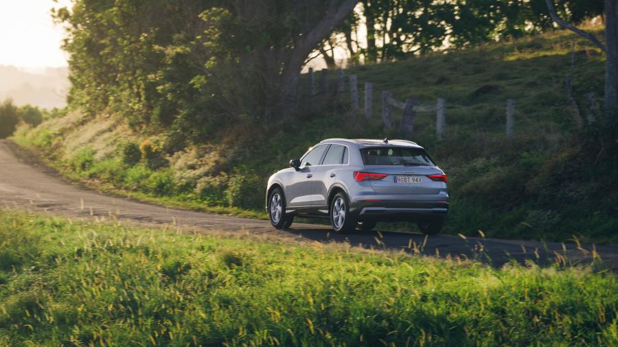  Audi Q3 35 TFSI 2019 года  (AU) (фото 2 из 40)
